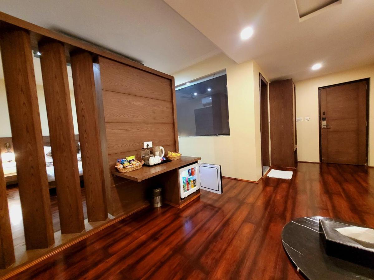 Srīnagar Hotel Green Rooms المظهر الخارجي الصورة